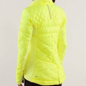 Lululemon what the fluff pullover yellow size 10 jacket half zip